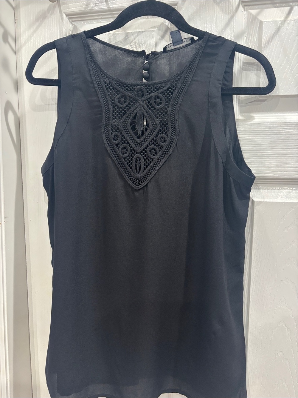 Banana Republic Black Sleeveless Crochet Yoke Camisole